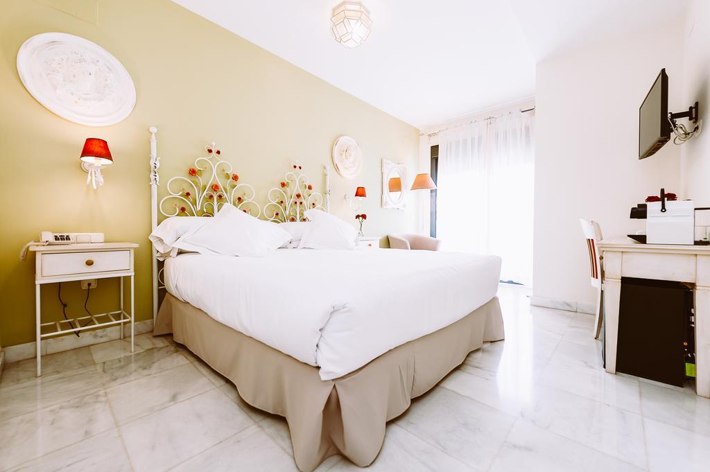Basic Hotel Dona Manuela Seville Exterior photo
