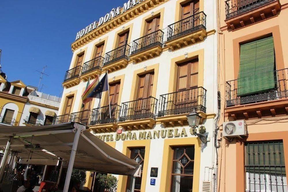 Basic Hotel Dona Manuela Seville Exterior photo